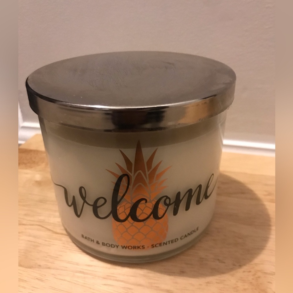 Bath & body works scented candle
